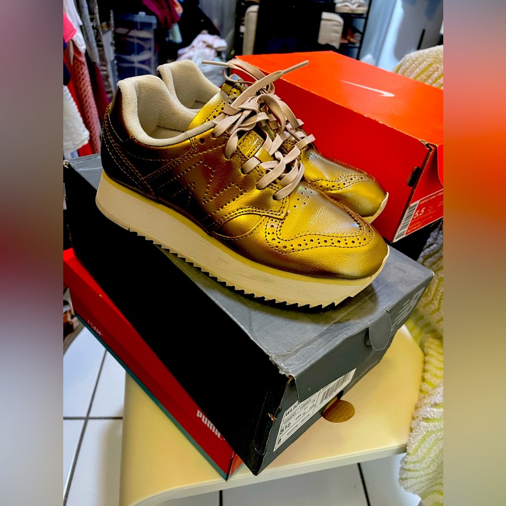 New Balance Gold Sneakers